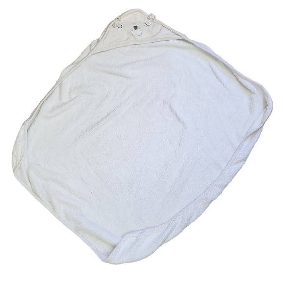 Chick Pea Bear Baby Towel - Picture 1 of 2